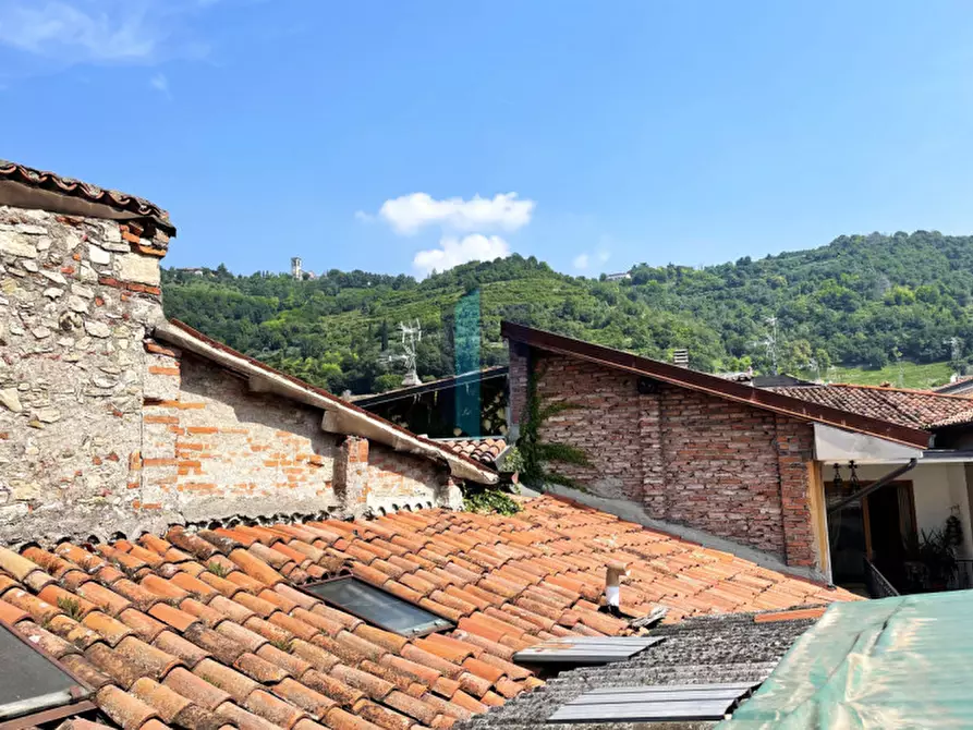 Immagine 30 di Rustico / casale in vendita  in via montebello a Cellatica