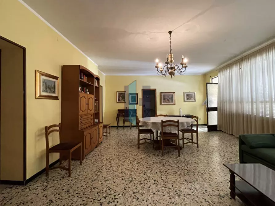 Immagine 36 di Rustico / casale in vendita  in via montebello a Cellatica