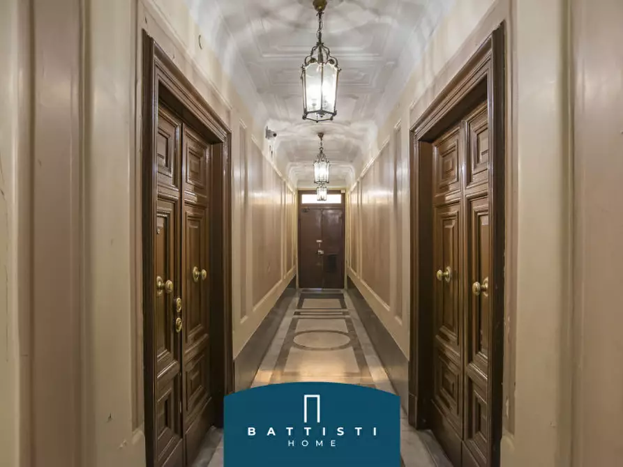 Immagine 22 di Appartamento in vendita  in Piazza di Spagna a Roma