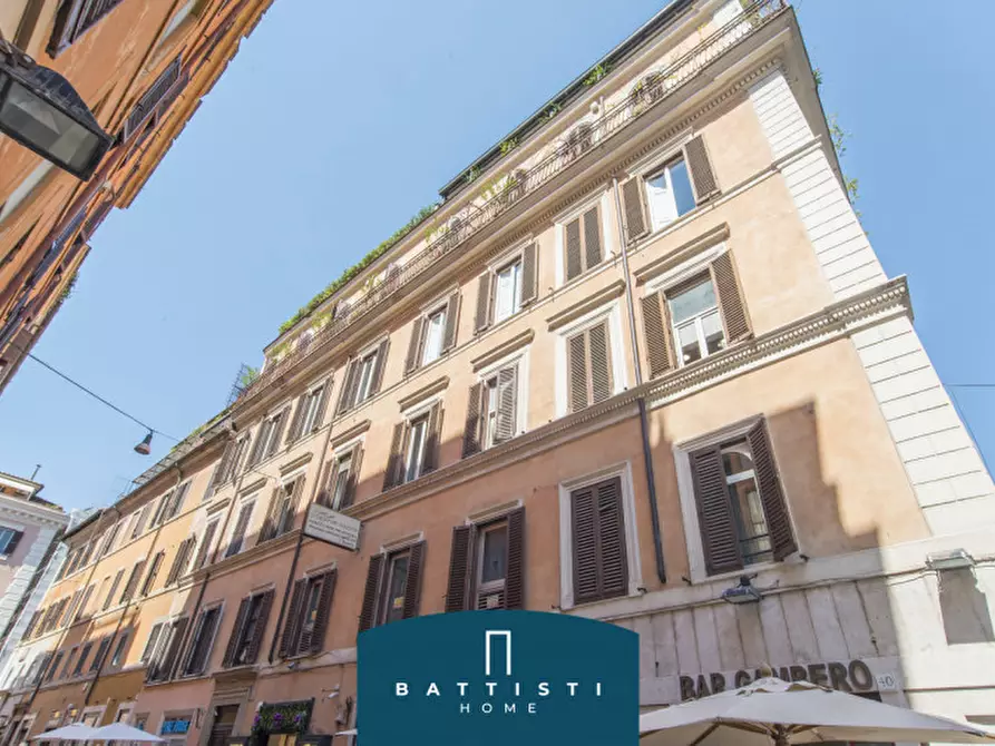 Immagine 23 di Appartamento in vendita  in Piazza di Spagna a Roma