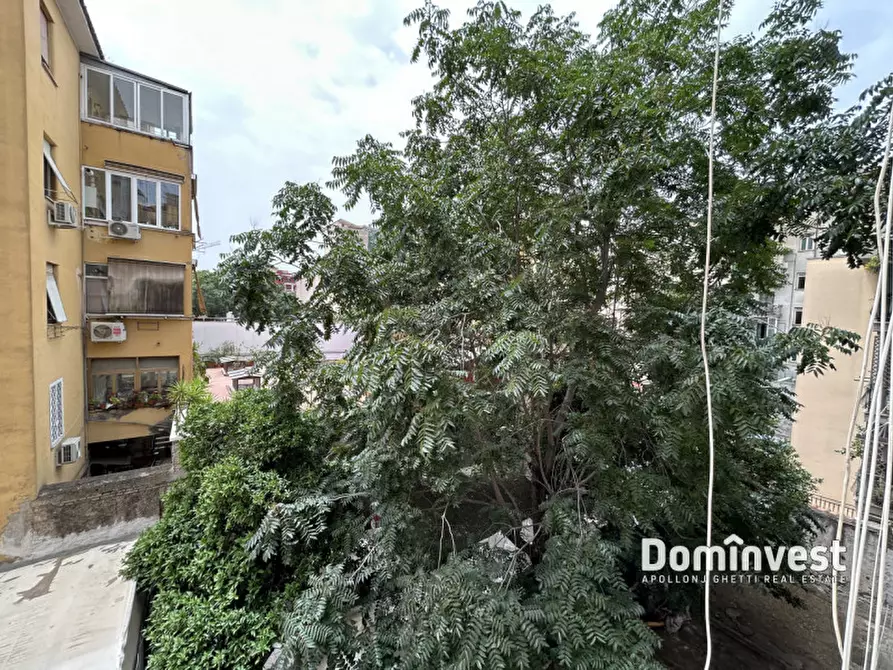 Immagine 30 di Palazzo in affitto  in Via Palli a Roma