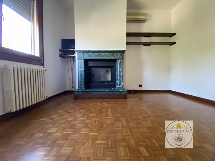 Immagine 20 di Casa bifamiliare in vendita  in via capitello a Megliadino San Vitale