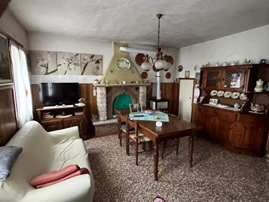 Immagine 18 di Casa indipendente in vendita  in Via Comunetto a Castelfranco Veneto