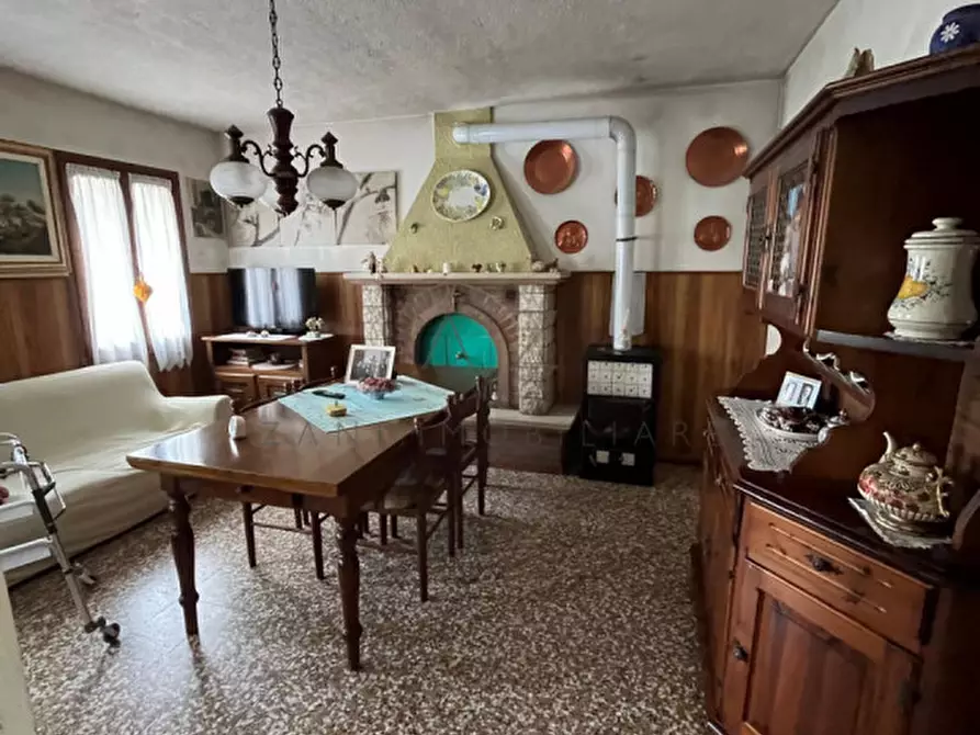 Immagine 15 di Casa indipendente in vendita  in Via Comunetto a Castelfranco Veneto