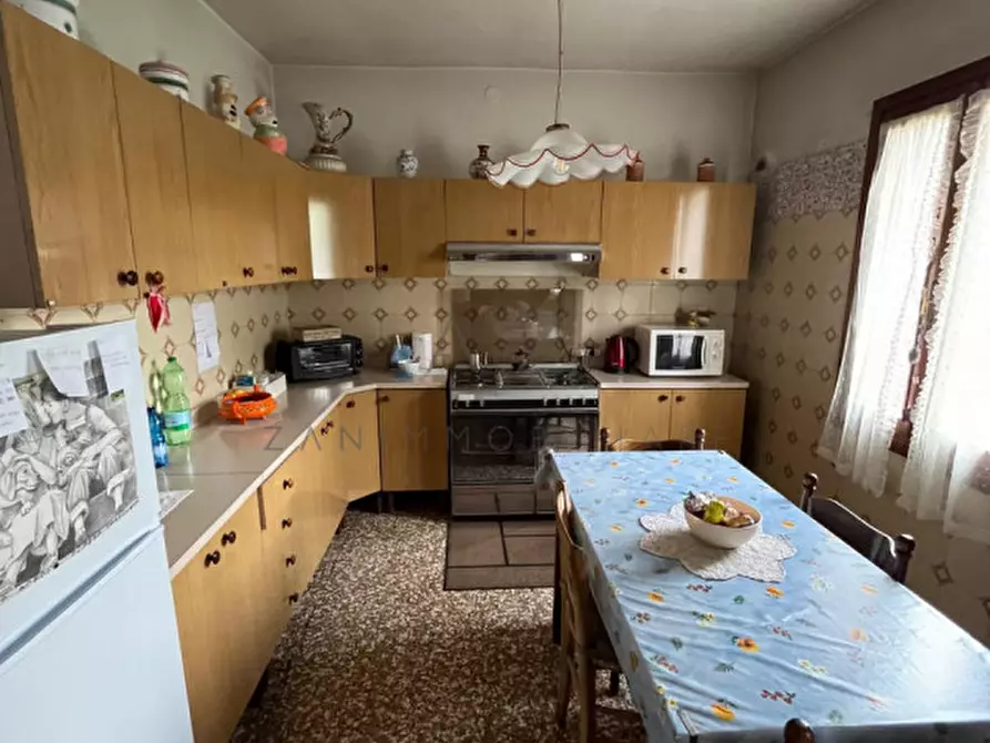 Immagine 16 di Casa indipendente in vendita  in Via Comunetto a Castelfranco Veneto