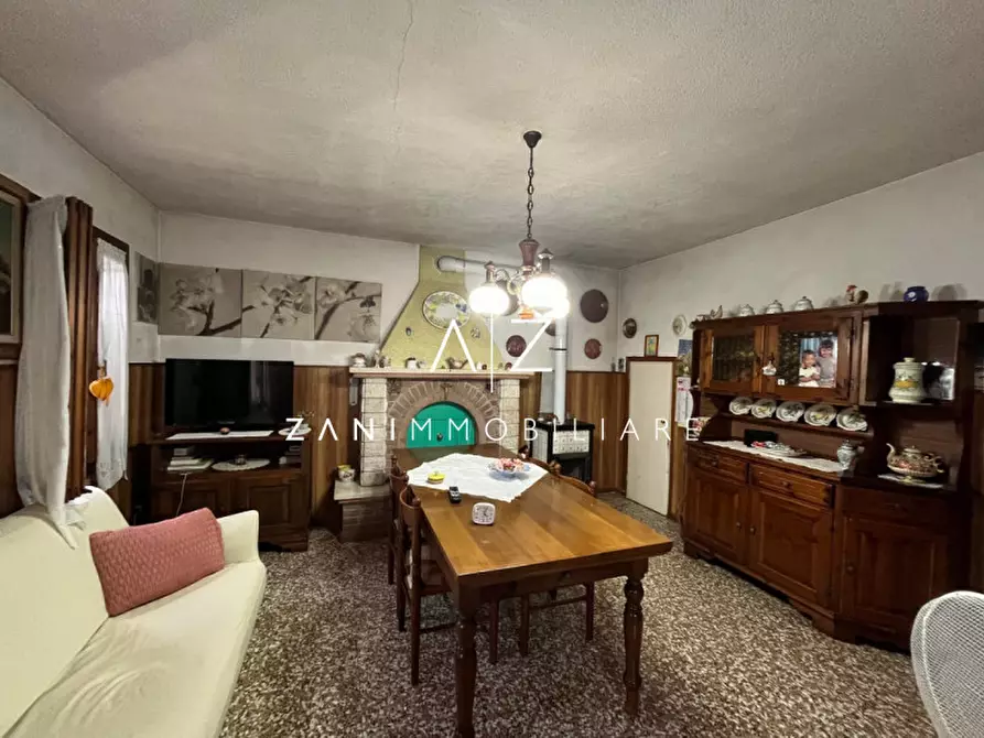 Immagine 17 di Casa indipendente in vendita  in Via Comunetto a Castelfranco Veneto