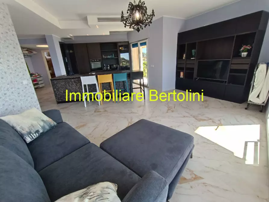 Immagine 21 di Appartamento in vendita  in VIA PADRE SEMERIA a San Remo