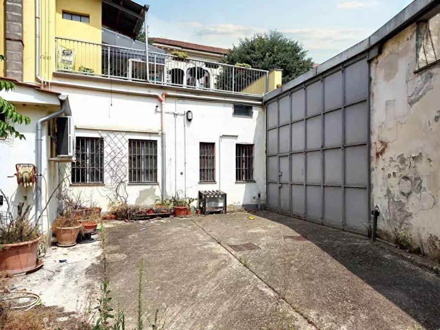 Immagine 17 di Magazzino in vendita  in Via Milazzo, N. 30 a Tortona