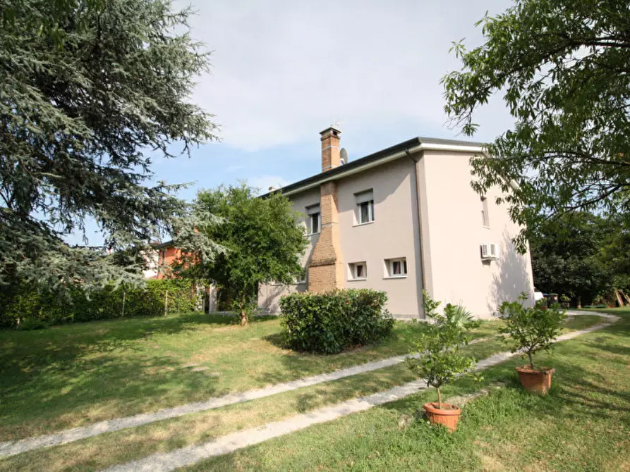 Immagine 4 di Casa bifamiliare in vendita  in via cairo a Padova