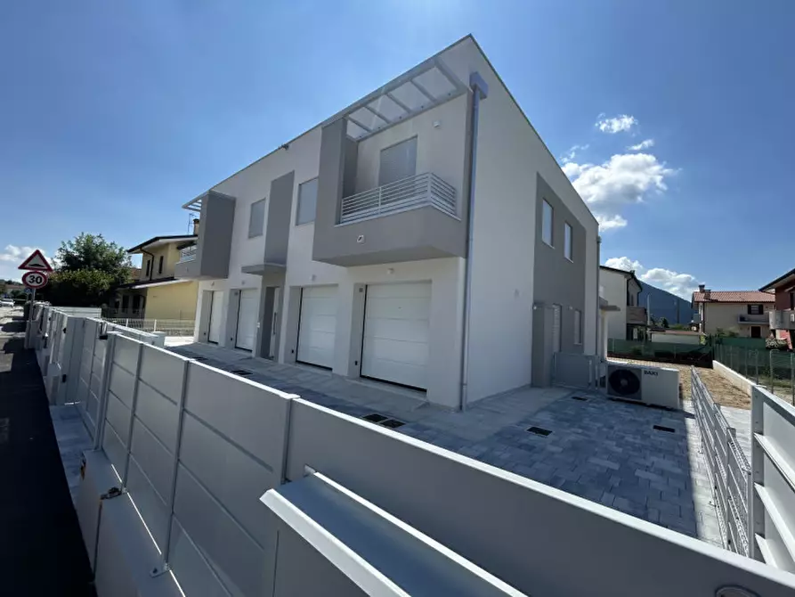 Immagine 6 di Appartamento in vendita  in Via Roma a Rovolon