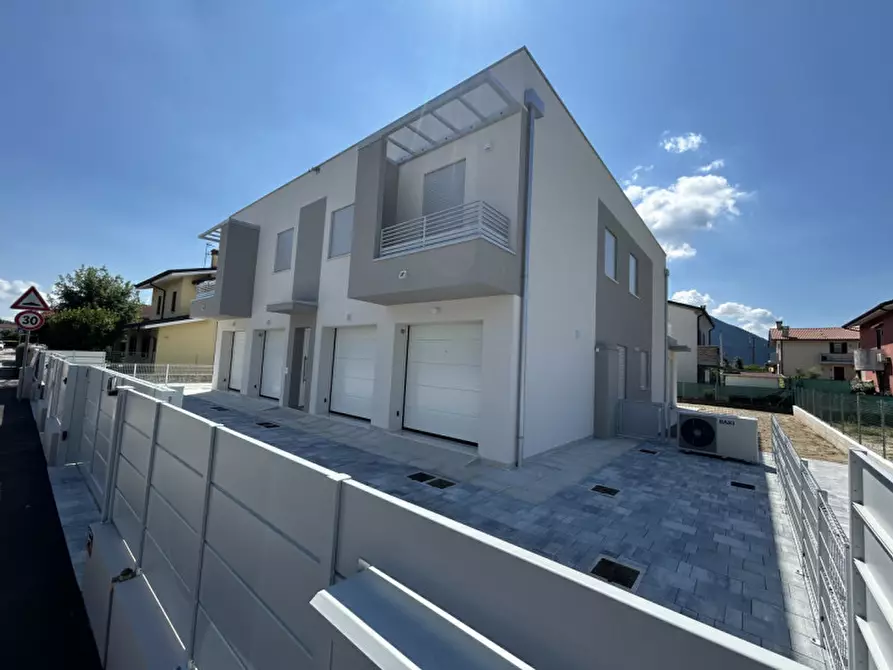 Immagine 6 di Appartamento in vendita  in Via San Francesco a Rovolon