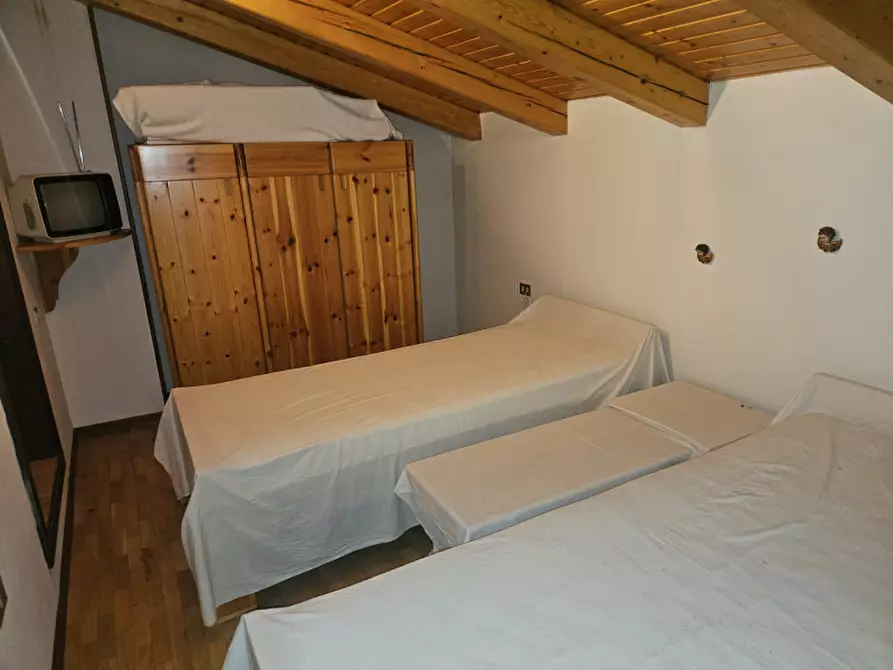 Immagine 12 di Appartamento in vendita  in Via dei Canacci a Pellizzano