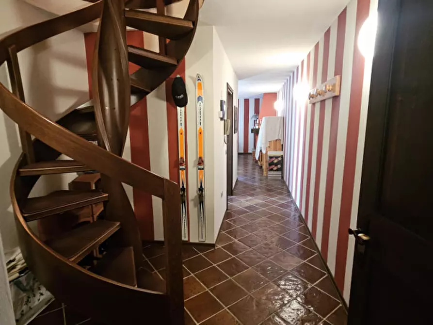 Immagine 14 di Appartamento in vendita  in Via dei Canacci a Pellizzano