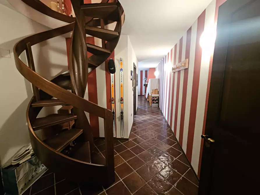 Immagine 15 di Appartamento in vendita  in Via dei Canacci a Pellizzano