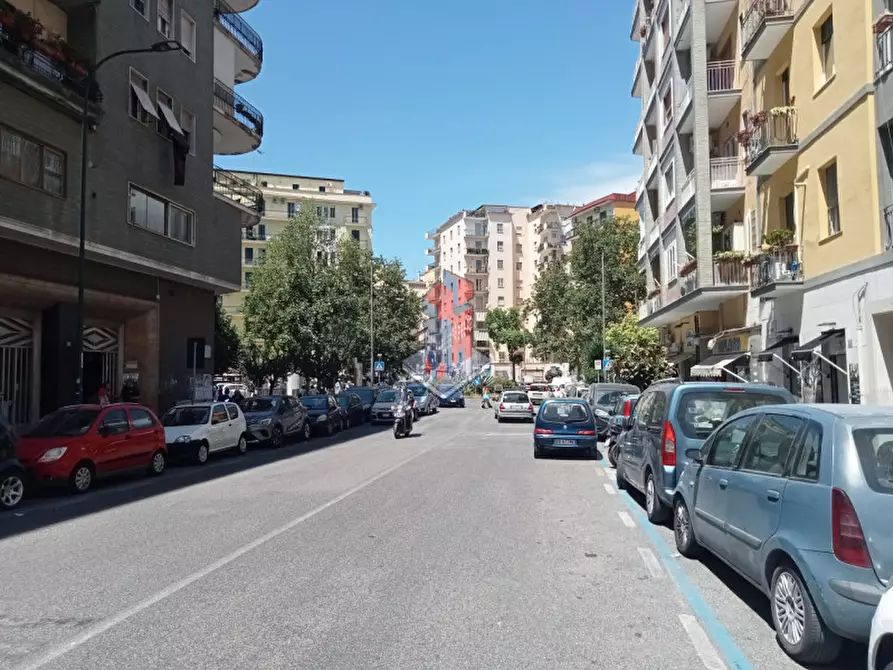 Immagine 1 di Appartamento in vendita  in PIAZZA IMMACOLATA a Napoli