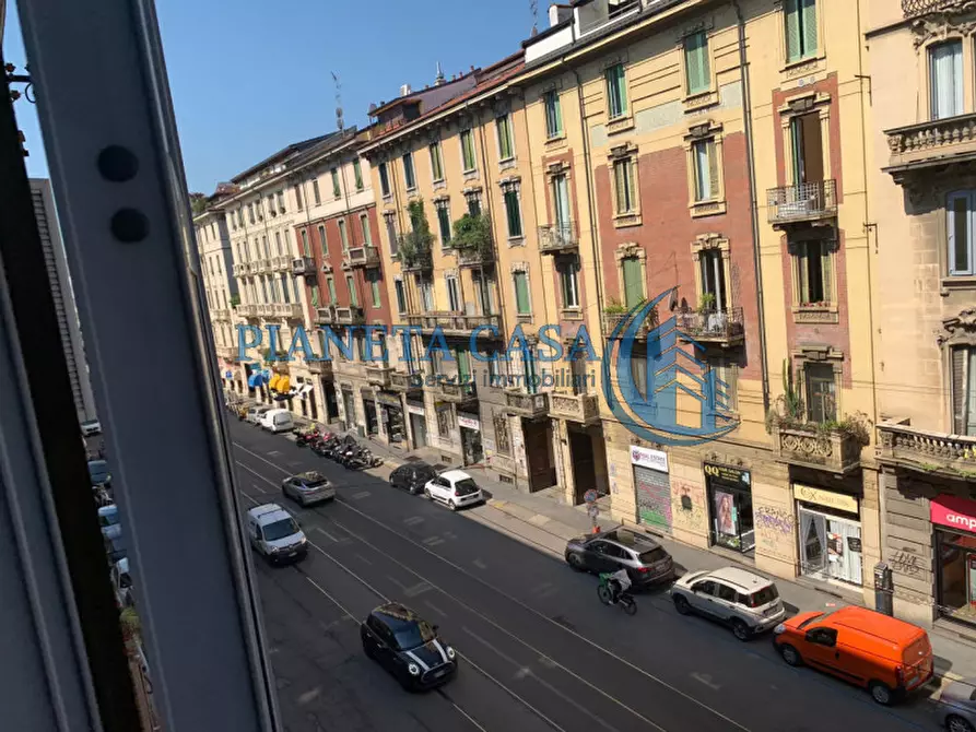 Immagine 1 di Appartamento in vendita  in Via Carlo farini a Milano