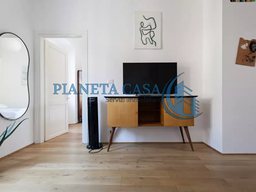 Immagine 2 di Appartamento in vendita  in Via Carlo farini a Milano