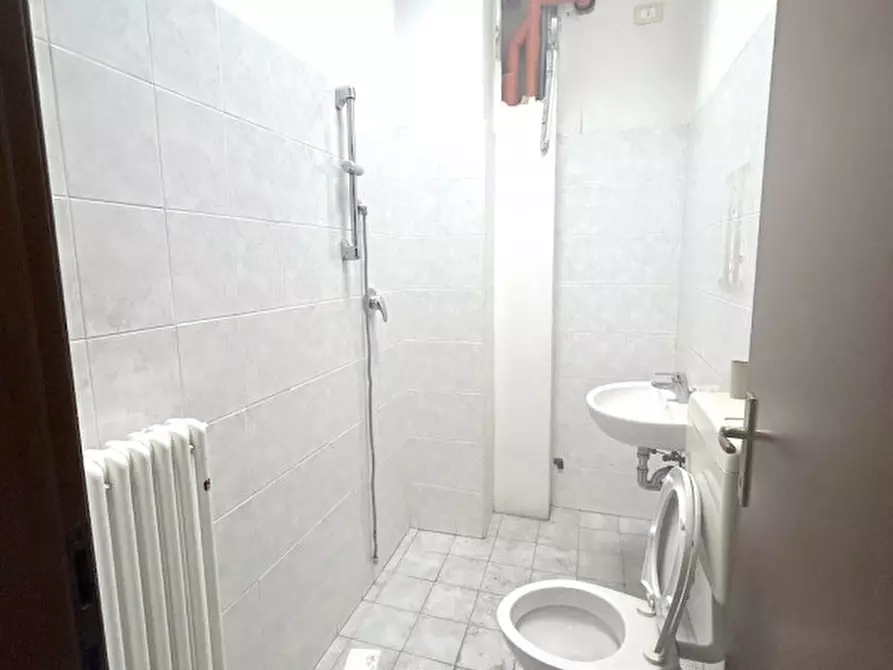 Immagine 12 di Capannone industriale in affitto  in VIA PARRI a Cesena