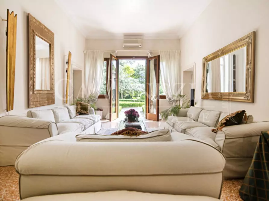 Immagine 7 di Appartamento in vendita  a Mogliano Veneto