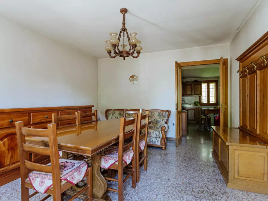 Immagine 21 di Rustico / casale in vendita  in Via Sassoni a Cinto Euganeo