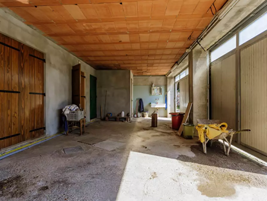Immagine 39 di Rustico / casale in vendita  in Via Sassoni a Cinto Euganeo