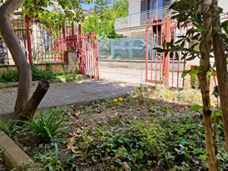 Immagine 4 di Villetta a schiera in vendita  in Via Alarico a Eboli