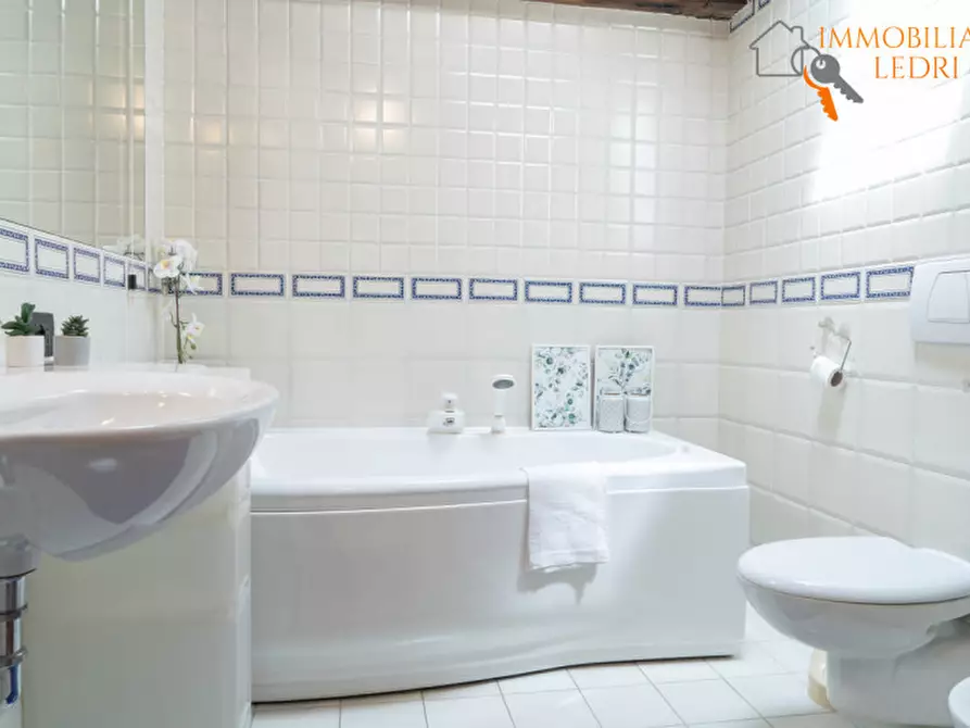 Immagine 15 di Appartamento in vendita  in Rigaste San Zeno a Verona