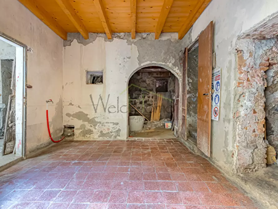 Immagine 4 di Rustico / casale in vendita  in via guaita, 8 a Ponte Lambro