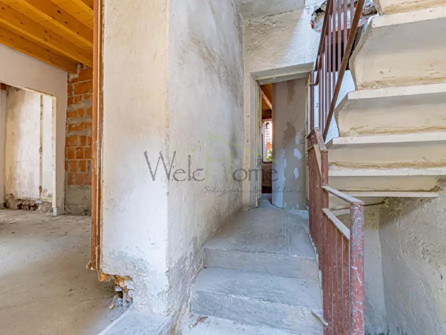 Immagine 8 di Rustico / casale in vendita  in via guaita, 8 a Ponte Lambro