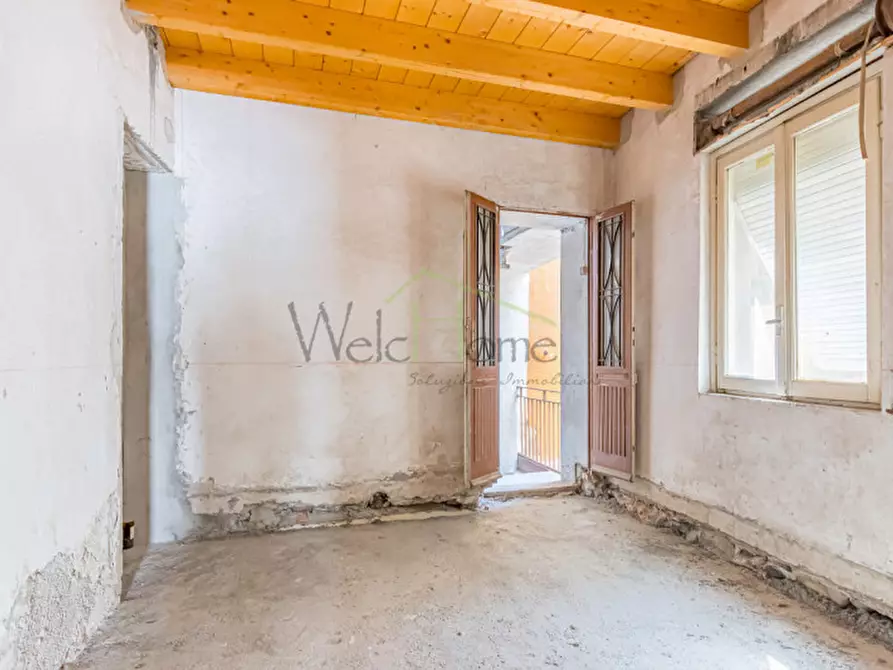 Immagine 12 di Rustico / casale in vendita  in via guaita, 8 a Ponte Lambro