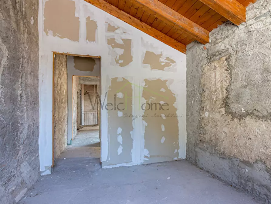 Immagine 26 di Rustico / casale in vendita  in via guaita, 8 a Ponte Lambro