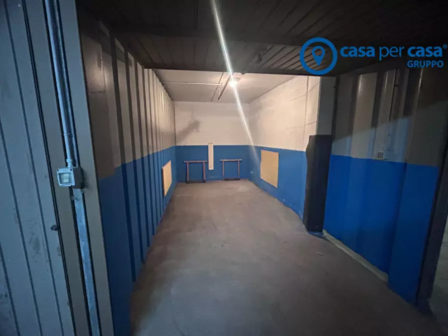 Immagine 2 di Magazzino in vendita  in Via Sichirollo a Rovigo
