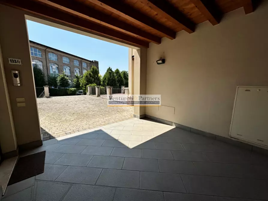 Immagine 12 di Appartamento in vendita  in via mazzoldi a Montichiari