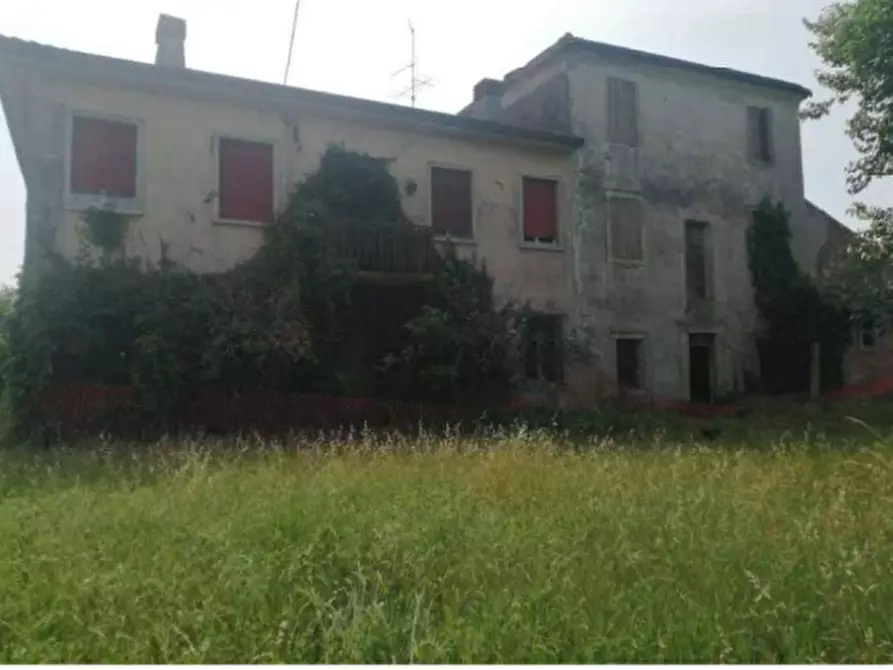 Immagine 1 di Casa indipendente in vendita  in località Gangaion, Via Gangaion 7 a Ronco All'adige