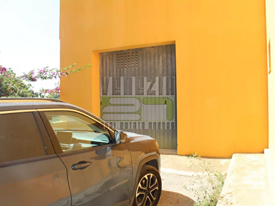 Immagine 31 di Appartamento in vendita  a Noto