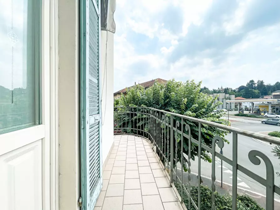 Immagine 10 di Appartamento in vendita  in Viale Rimembranze n.1 a Verbania