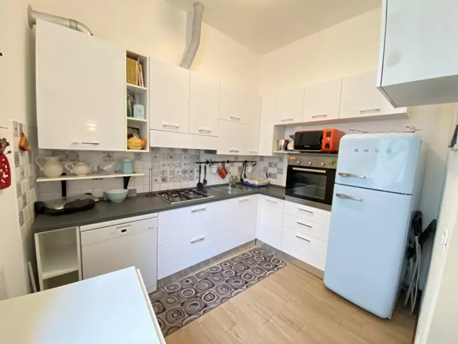 Immagine 4 di Appartamento in affitto  in Piazza Jacopo da Varagine a Genova