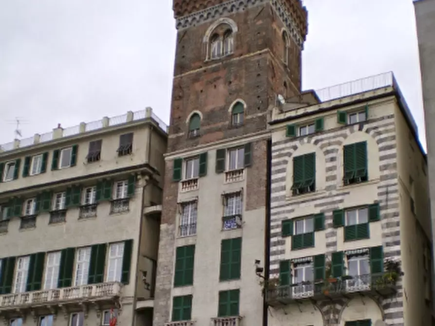 Immagine 35 di Appartamento in affitto  in Piazza Jacopo da Varagine a Genova