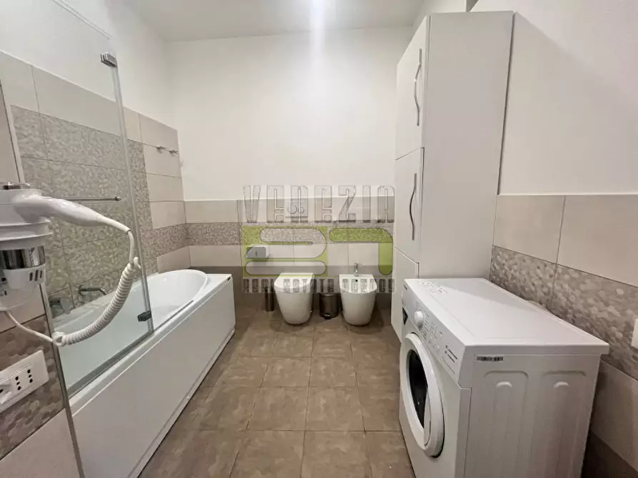 Immagine 25 di Appartamento in vendita  in via Venti Settembre a Noto