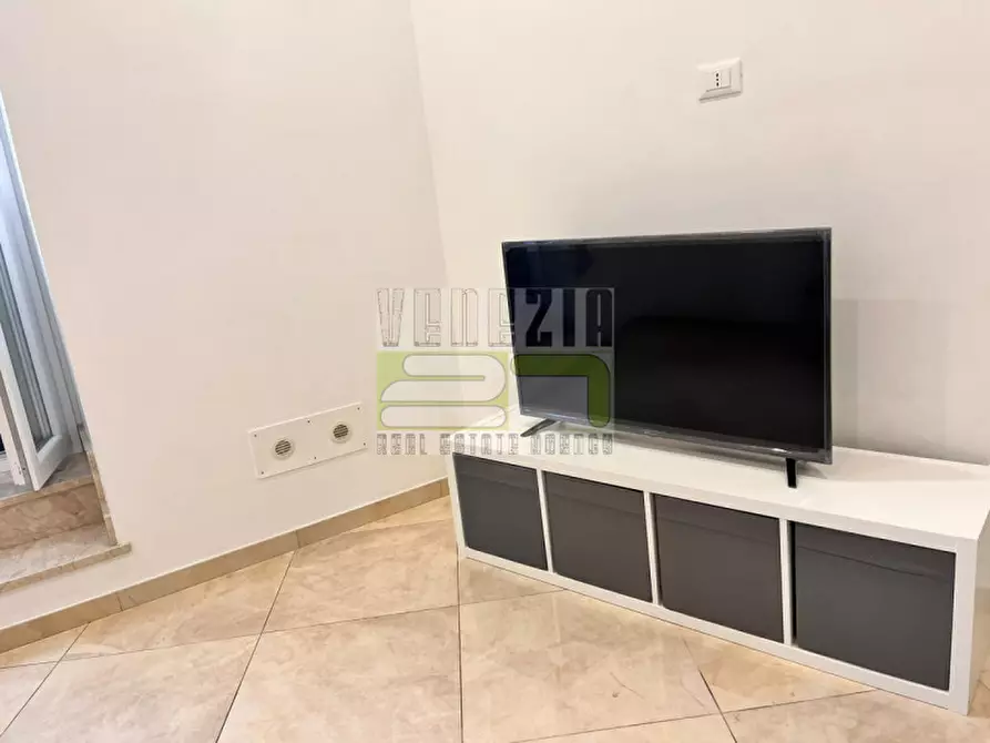 Immagine 37 di Appartamento in vendita  in via Venti Settembre a Noto