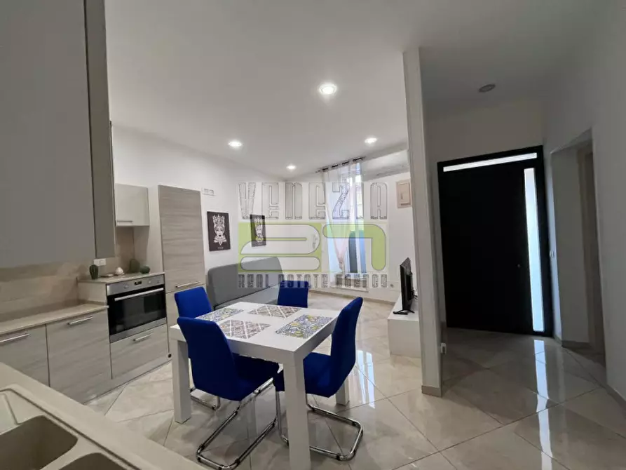Immagine 45 di Appartamento in vendita  in via Venti Settembre a Noto
