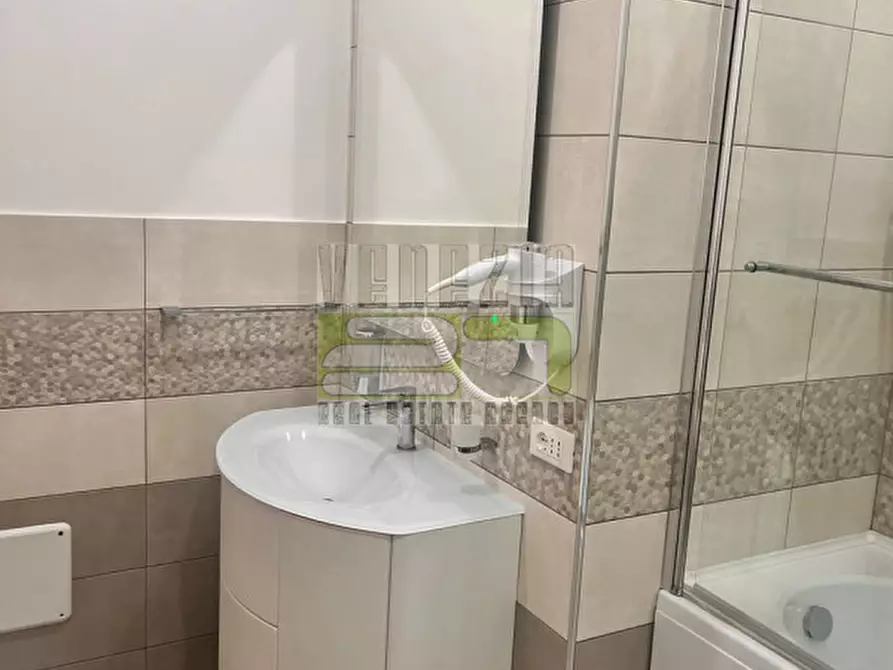 Immagine 46 di Appartamento in vendita  in via Venti Settembre a Noto