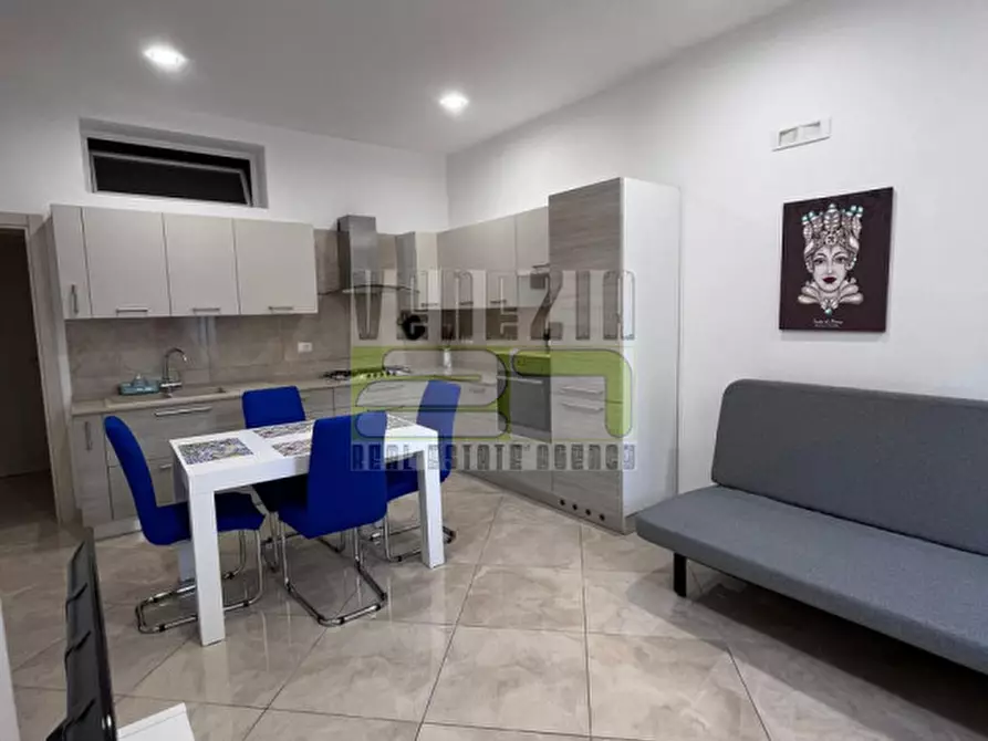 Immagine 56 di Appartamento in vendita  in via Venti Settembre a Noto