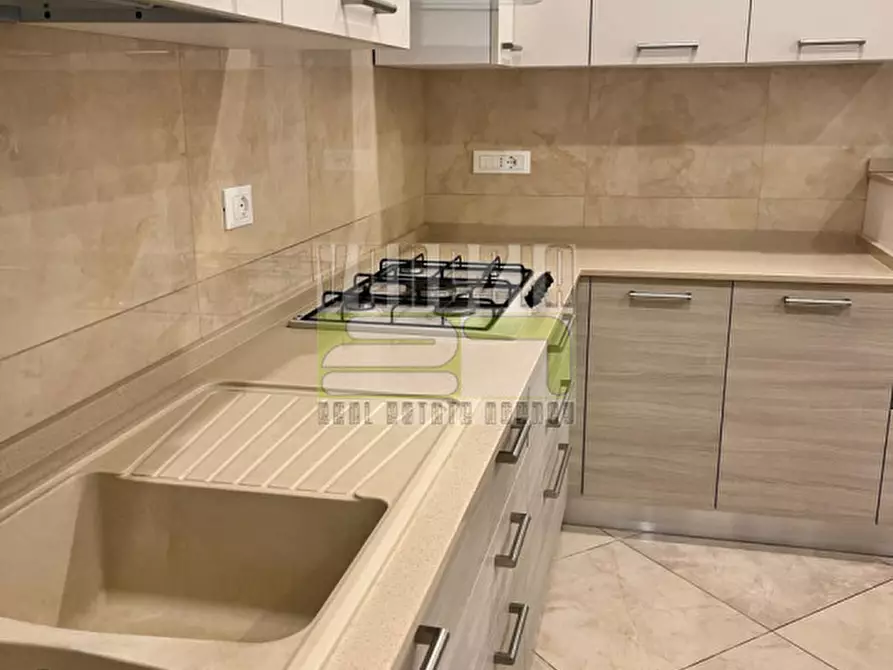 Immagine 57 di Appartamento in vendita  in via Venti Settembre a Noto