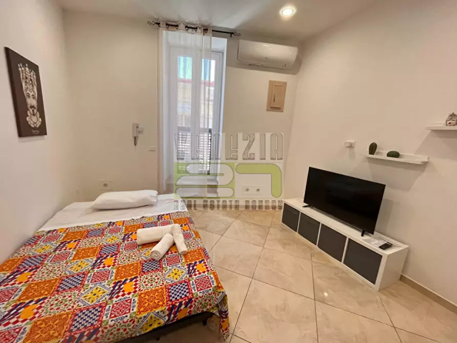 Immagine 59 di Appartamento in vendita  in via Venti Settembre a Noto