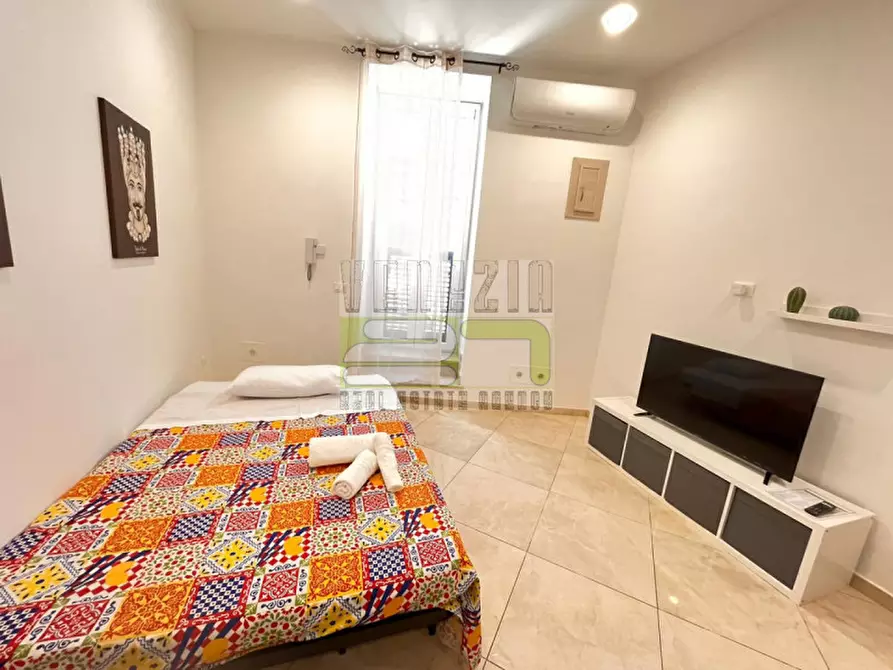 Immagine 63 di Appartamento in vendita  in via Venti Settembre a Noto