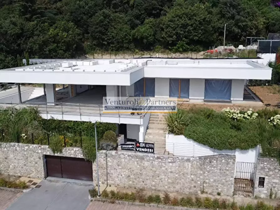 Immagine 9 di Villa in vendita  in sant'anna a Lonato del Garda