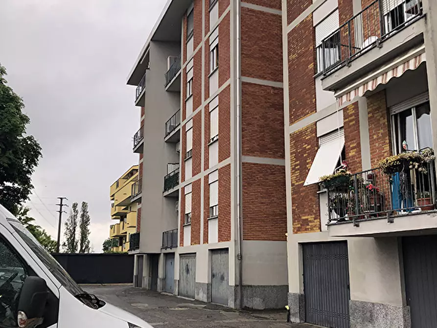 Immagine 1 di Appartamento in vendita  in Via ITALIA 121 a Muggiò