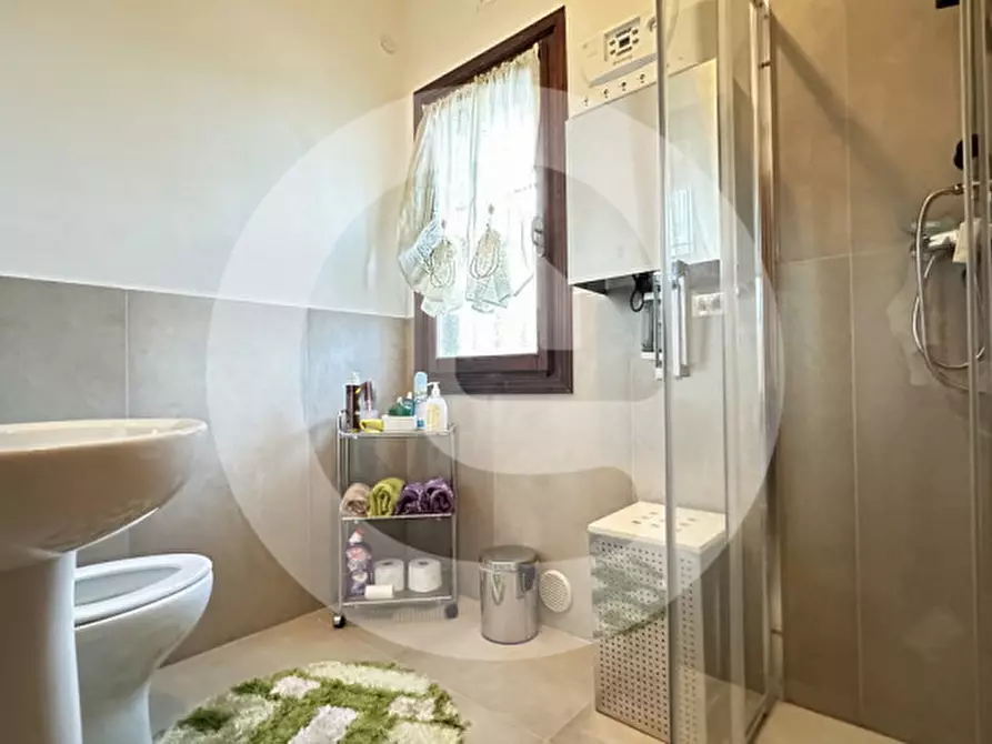 Immagine 8 di Casa trifamiliare in vendita  a Campodarsego