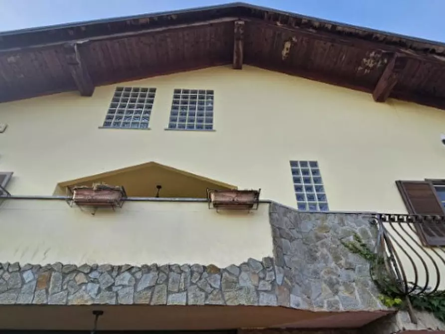 Immagine 1 di Villa in vendita  in via Trucco di Brione 10 a Val Della Torre